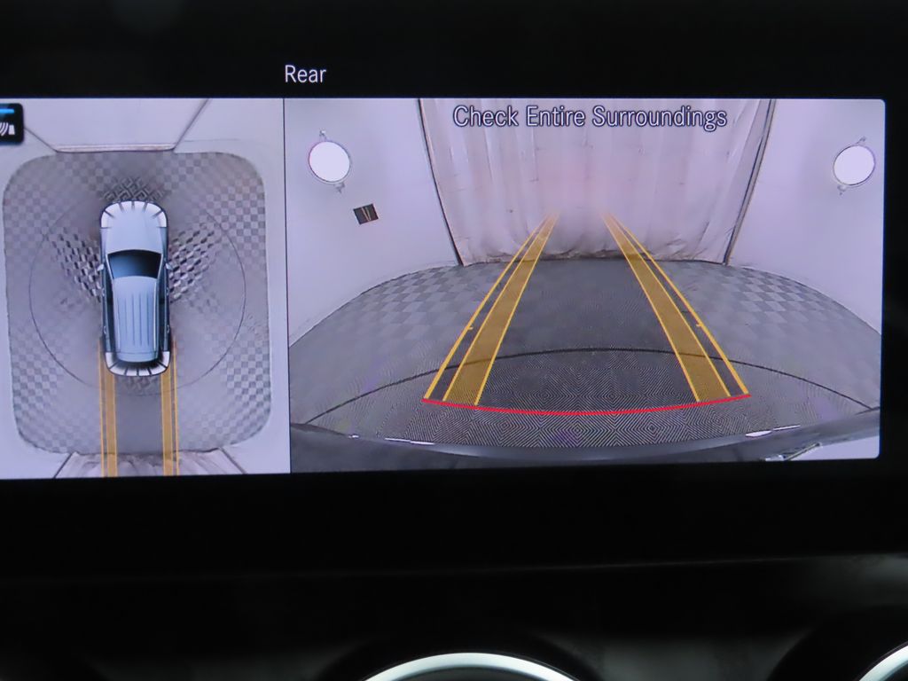 Thumbnail: 2020 Mercedes-Benz GLC - 15