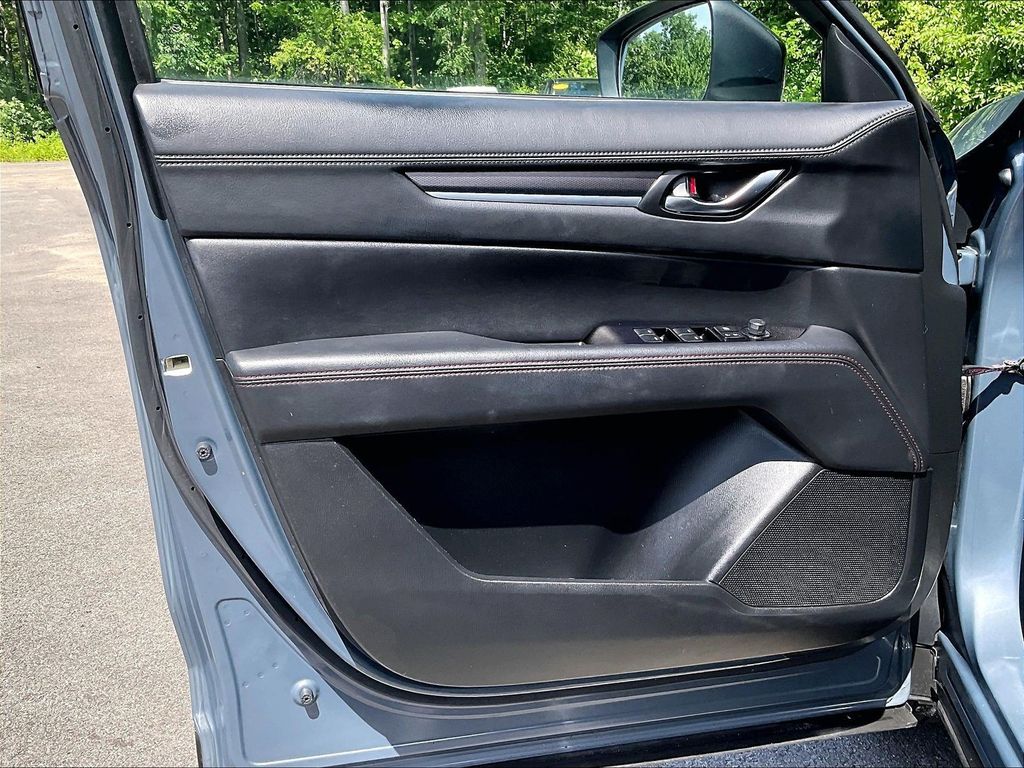 2022 Mazda CX-5 — photo 9