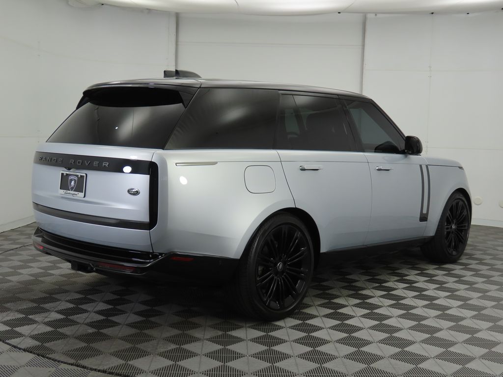2023 Land Rover Range Rover SE 5