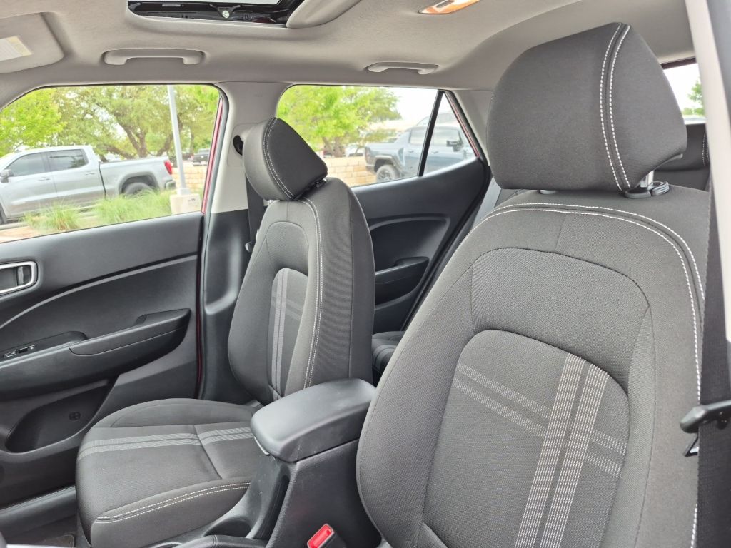 Used Car 2022 Hyundai Venue  Sel For Sale Under $20,000 In Austin, Texas