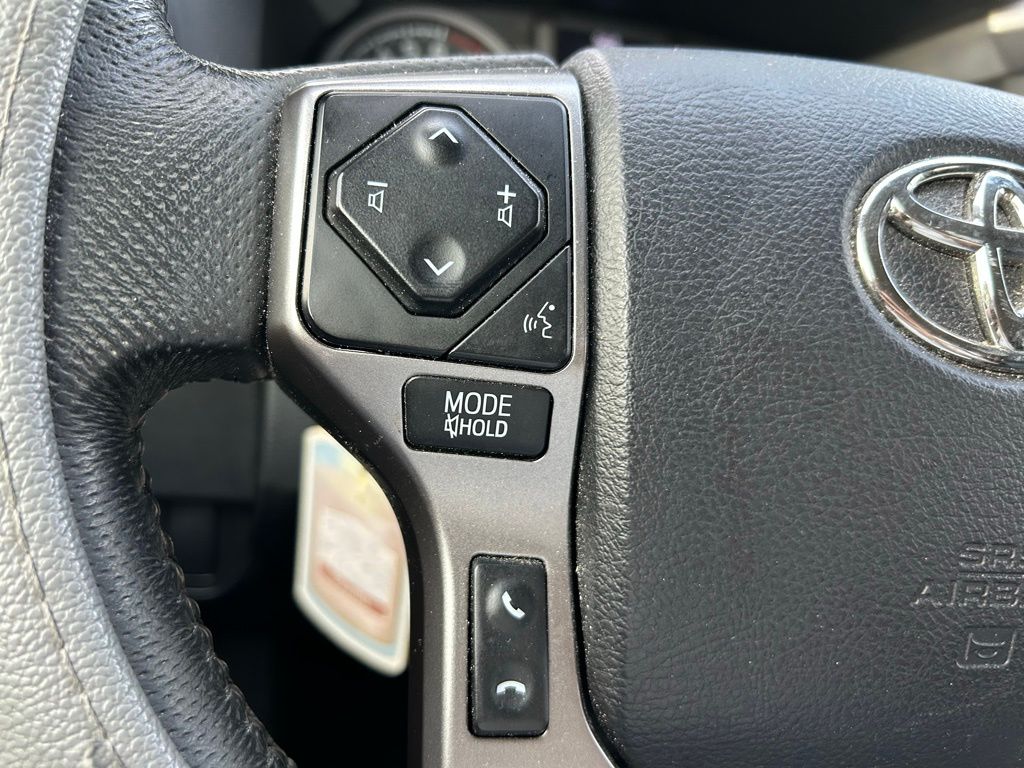 2021 Toyota Tacoma SR5 19