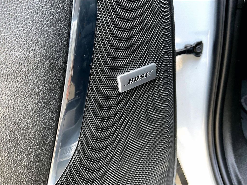 2023 GMC Yukon — photo 28