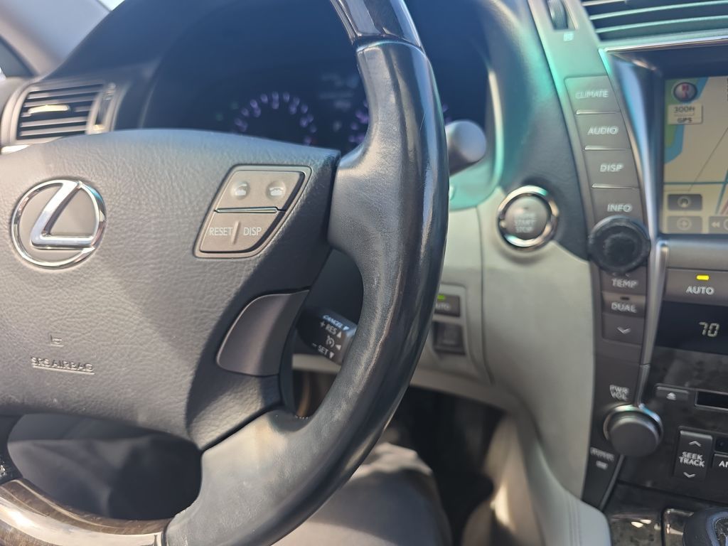 Used 2009  Lexus 460 image 33