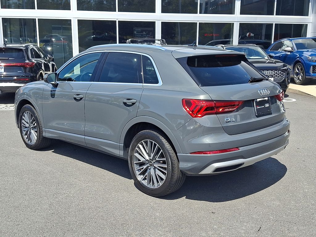 Thumbnail: 2022 Audi Q3 - 6