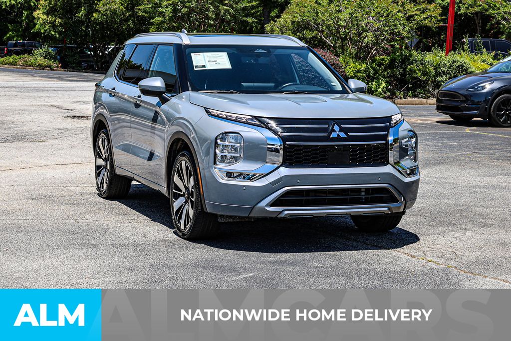 Used 2025 Silver Mitsubishi SEL/MT Certified/7 Seats image 5