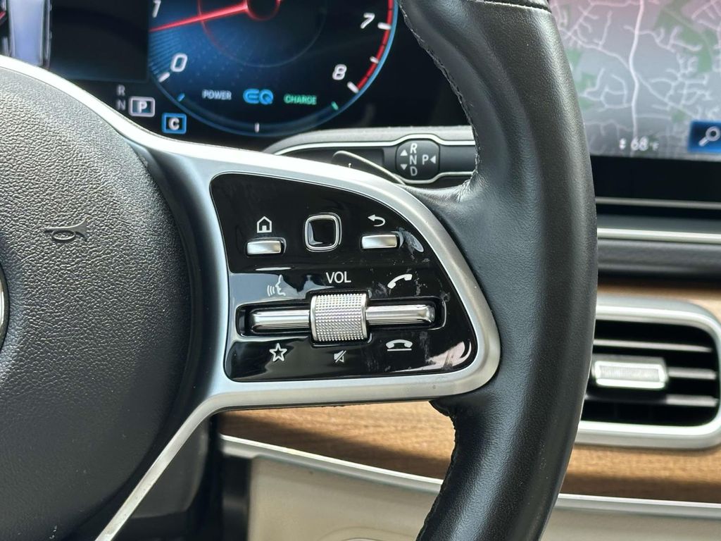 2022 Mercedes-Benz GLS 450 4MATIC 12