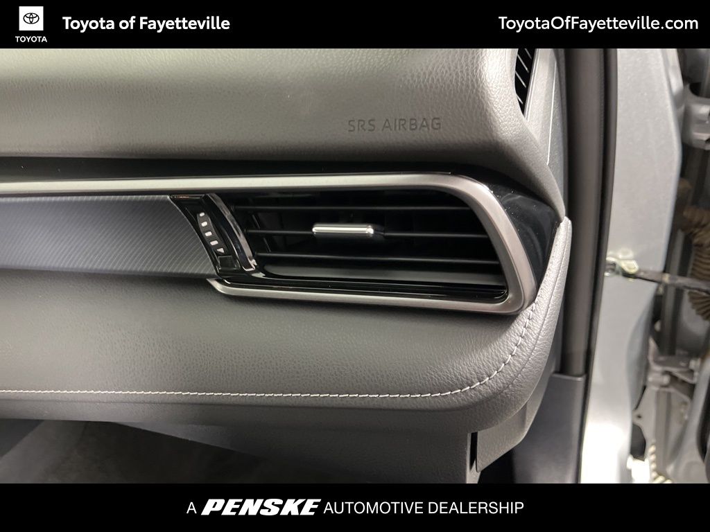 2023 Toyota Camry SE 17