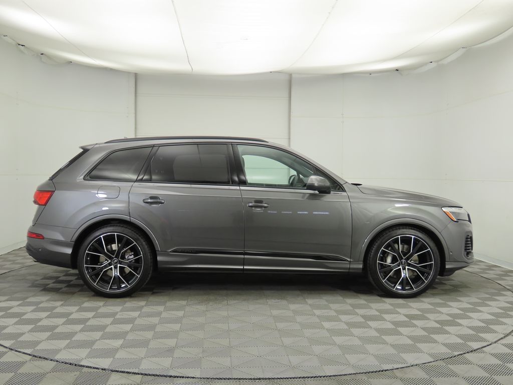 Thumbnail: 2025 Audi Q7 - 4