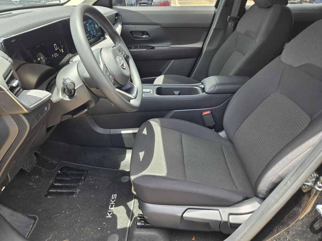 2026 Nissan Kicks S - 11