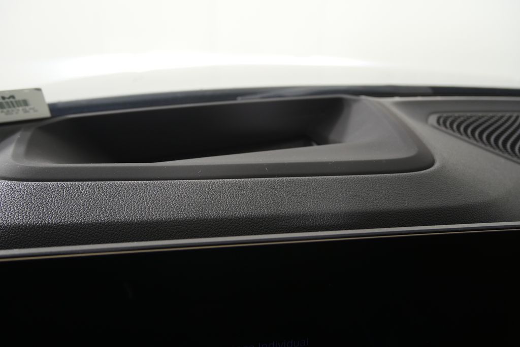 Thumbnail: 2023 BMW i4 - 20