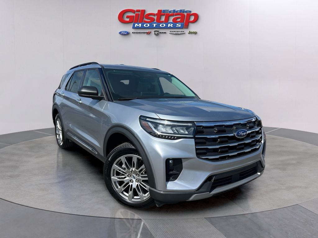 2025 Ford Explorer Active AWD