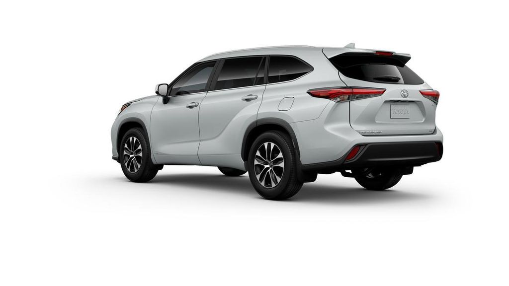 Thumbnail: 2025 Toyota Highlander - 6