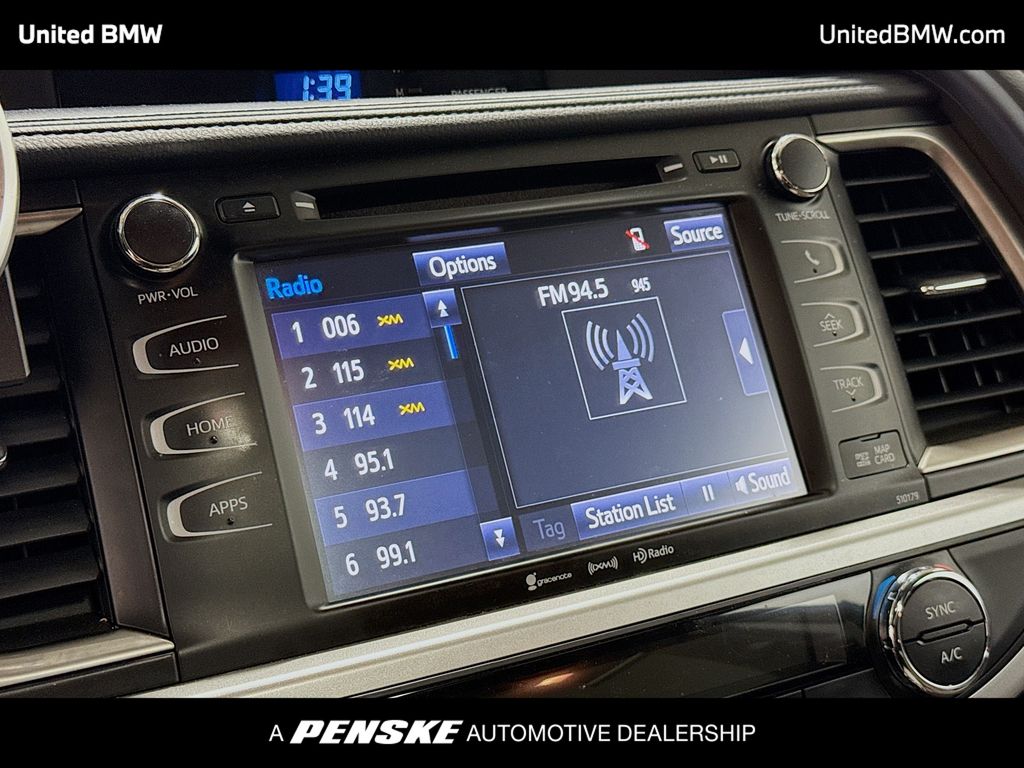 Thumbnail: 2017 Toyota Highlander - 8