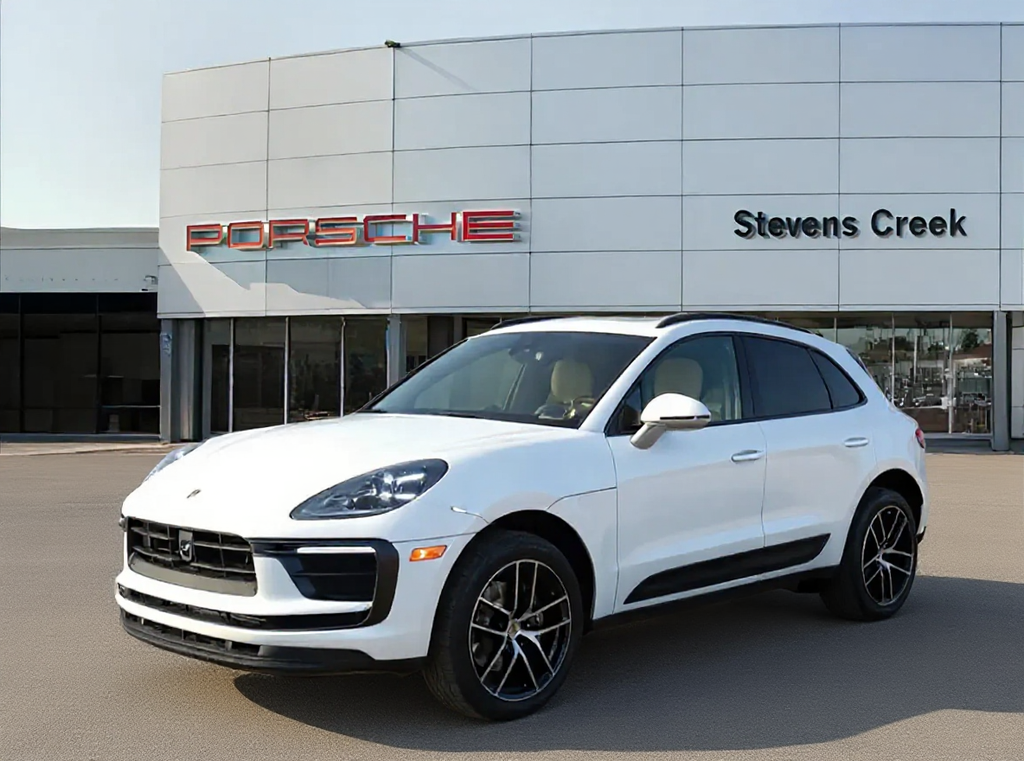 2026 Porsche Macan Base