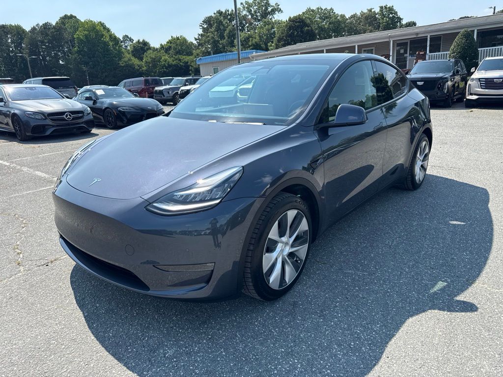 2020 Tesla Model Y Long Range Dual Motor All-Wheel Drive's photo