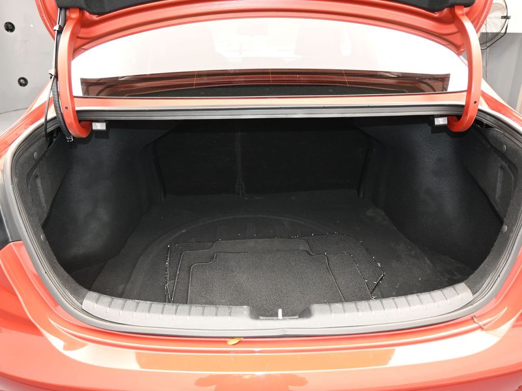 Used 2023 Fire Orange Kia LXS image 31