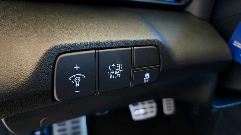 2026 Hyundai Elantra Hybrid