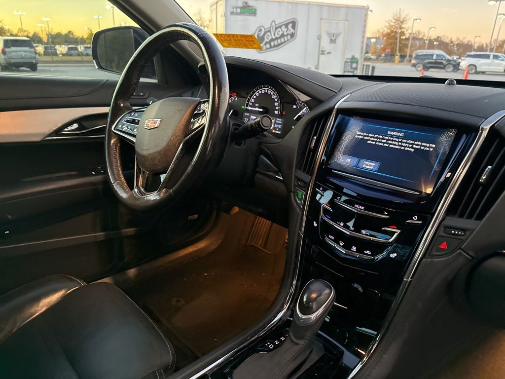 2017 Cadillac ATS Luxury photo 2
