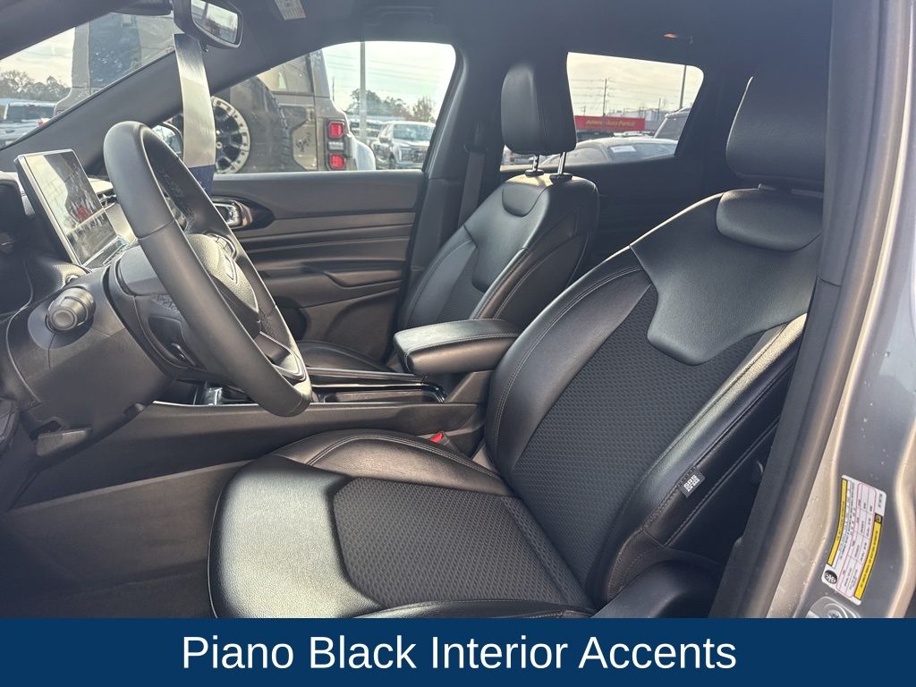 2022 Jeep Compass Altitude FWD