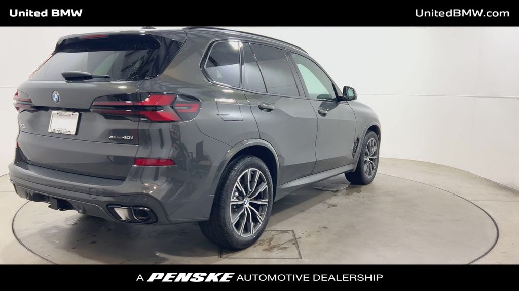 Thumbnail: 2026 BMW X5 - 8