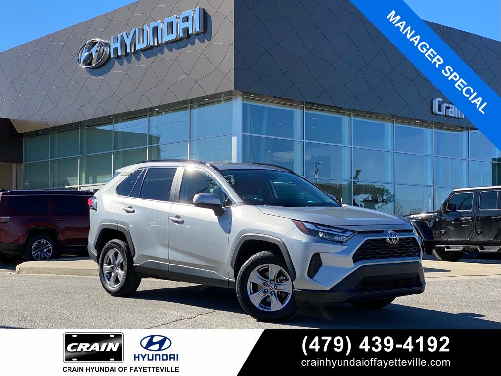 Silver Sky Metallic 2024 Toyota RAV4 XLE FWD SUV / Crossover Front-Wheel Drive 8-Speed Automatic