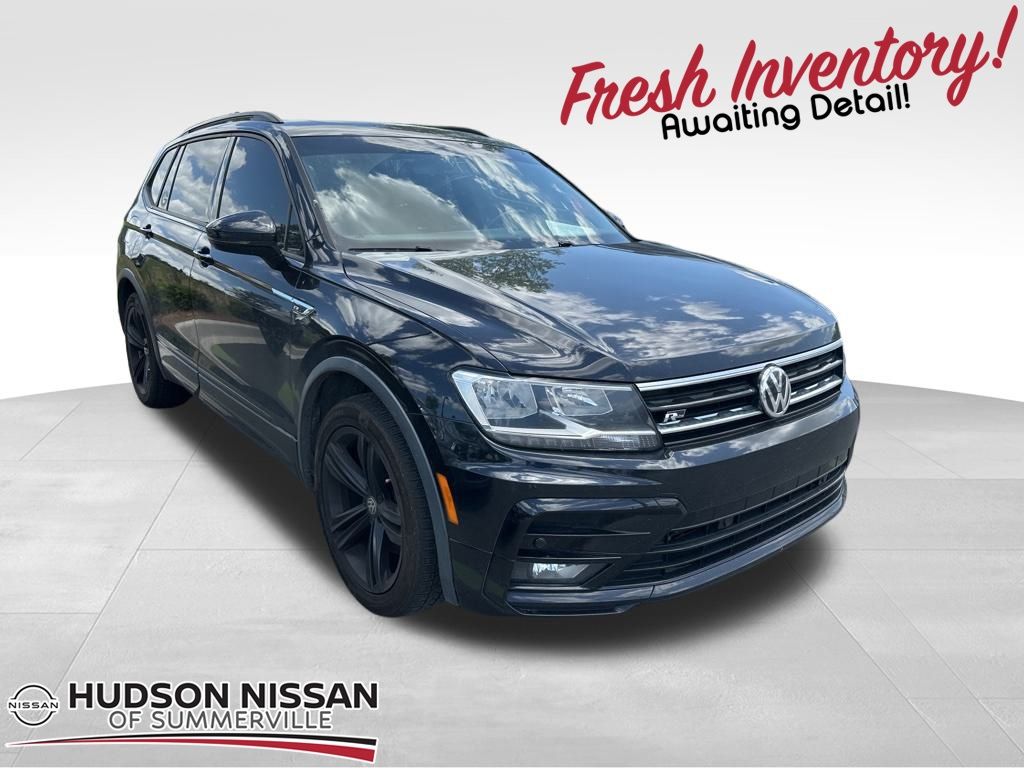2019 Deep Black Pearl Volkswagen Tiguan 2.0T SEL R-Line FWD SUV