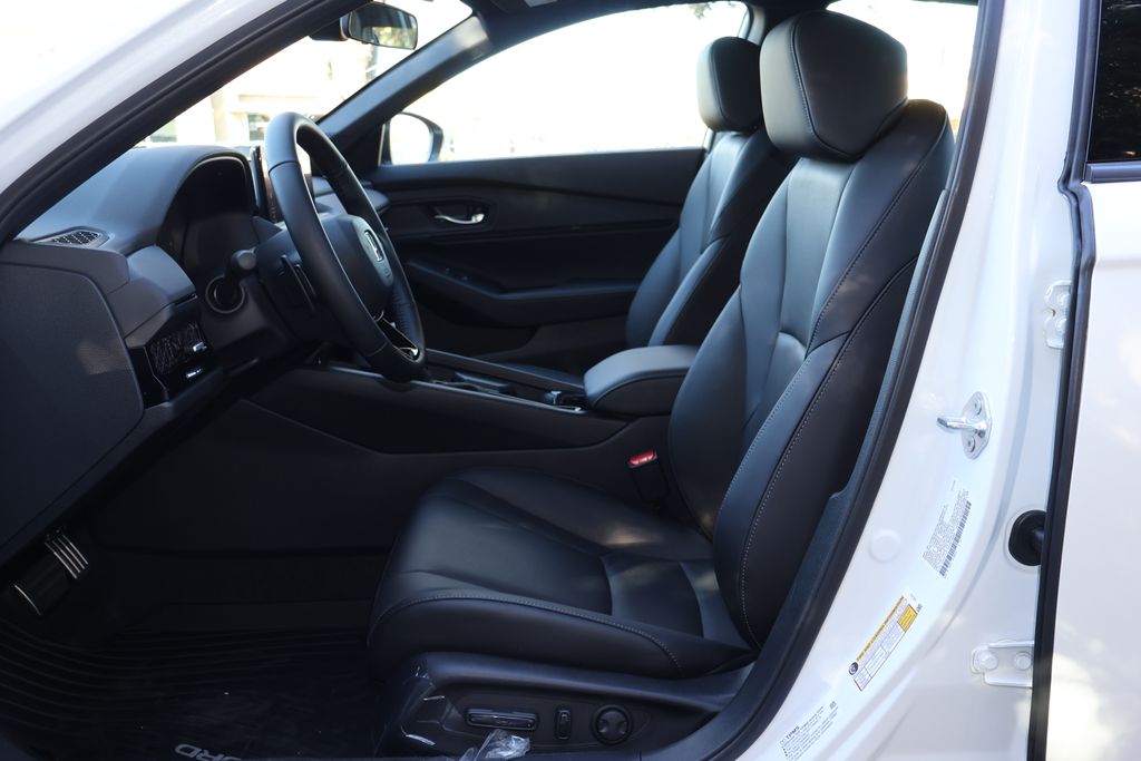 Thumbnail: 2025 Honda Accord - 9
