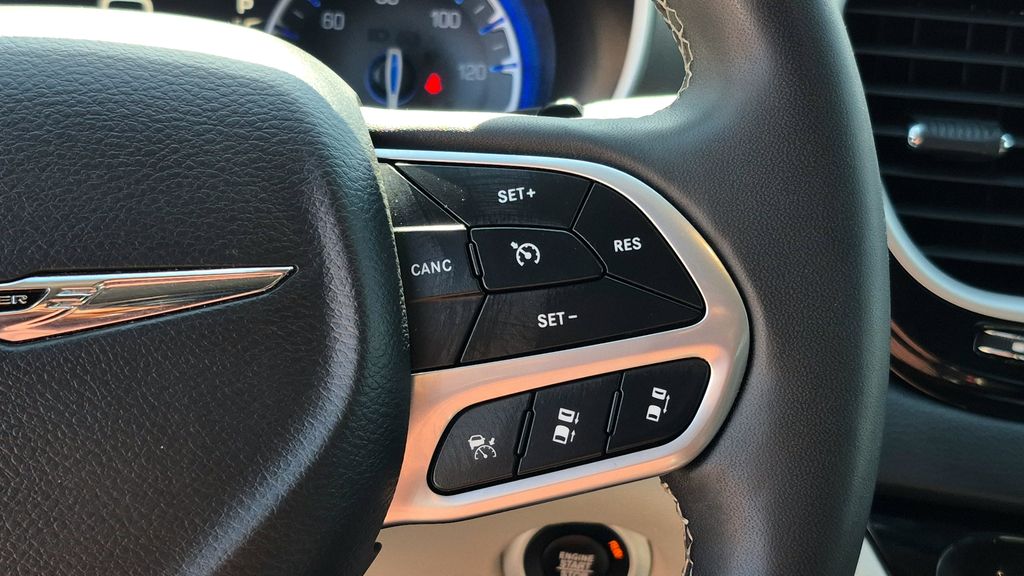 2023 Chrysler Pacifica