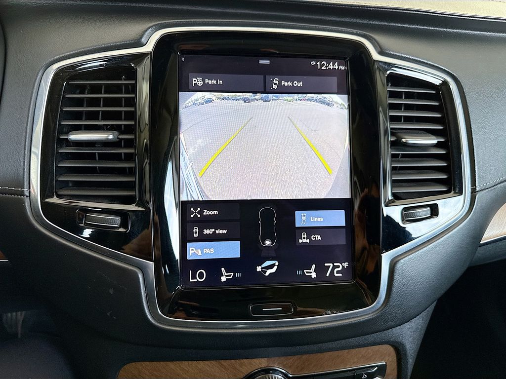 Thumbnail: 2017 Volvo XC90 - 15