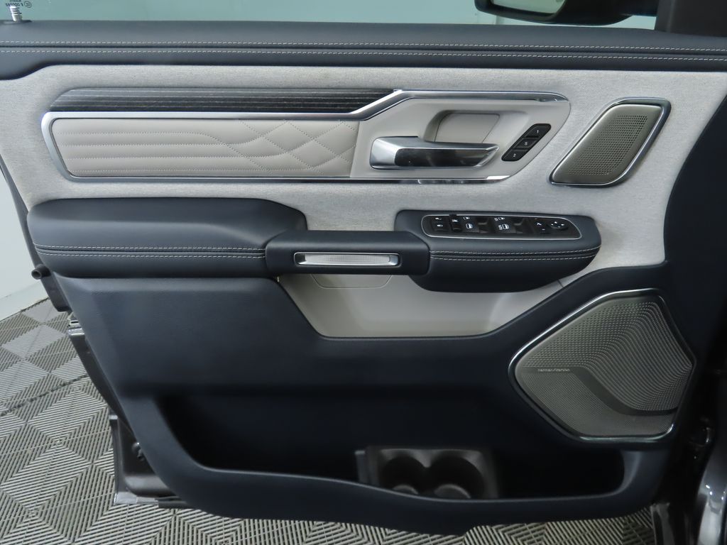 Thumbnail: 2024 RAM 1500 - 25