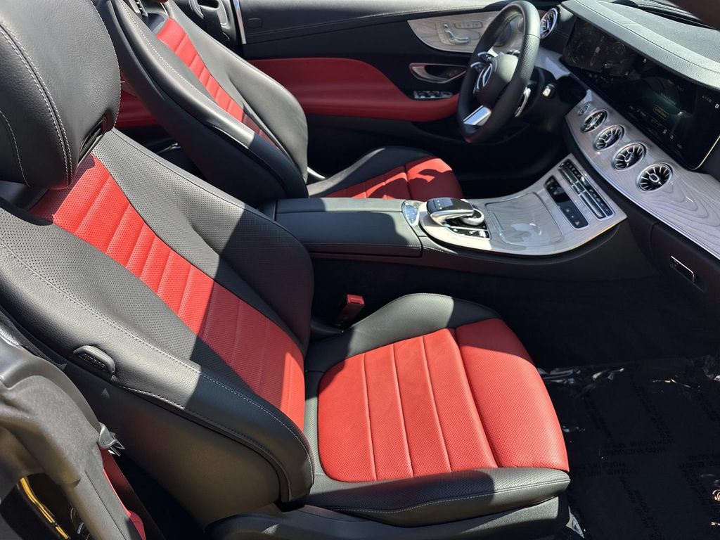 Thumbnail: 2023 Mercedes-Benz E-Class - 31