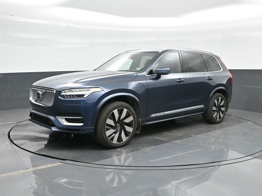 2024 Volvo XC90 Recharge T8 Ultimate Bright Theme 7-Passenger eAWD