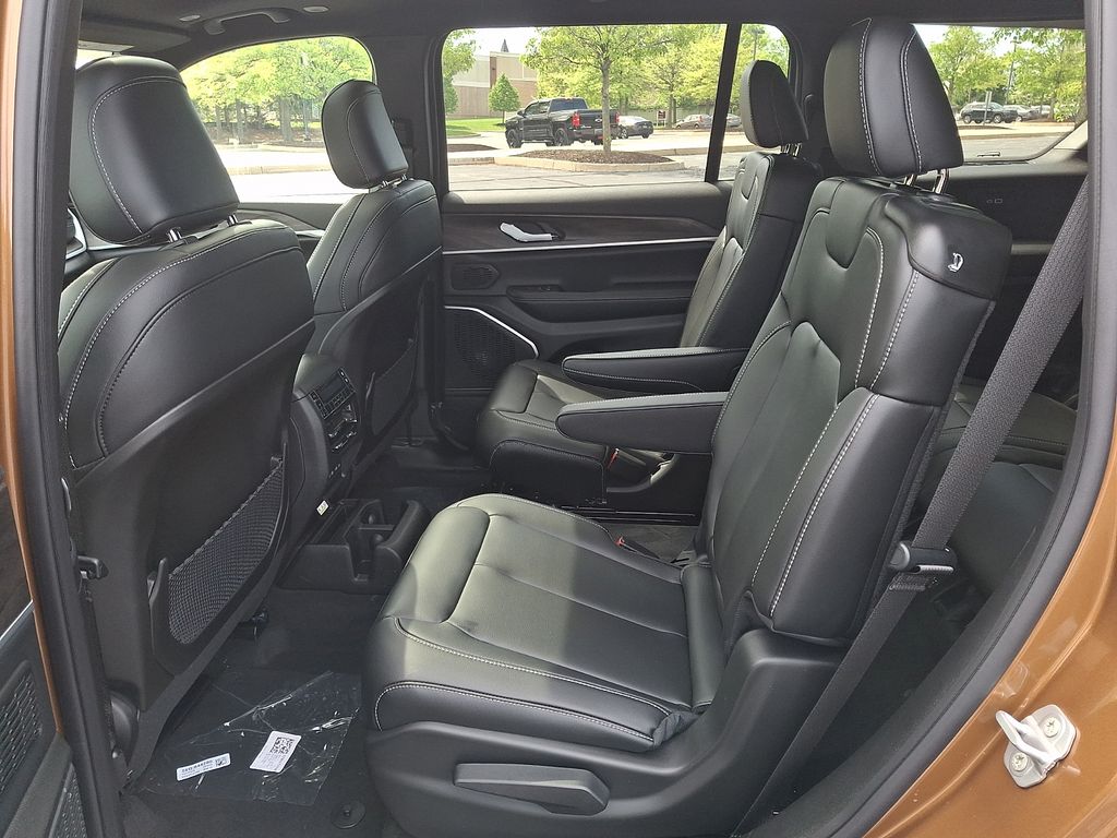 New 2026 Jeep Grand Cherokee L SUV