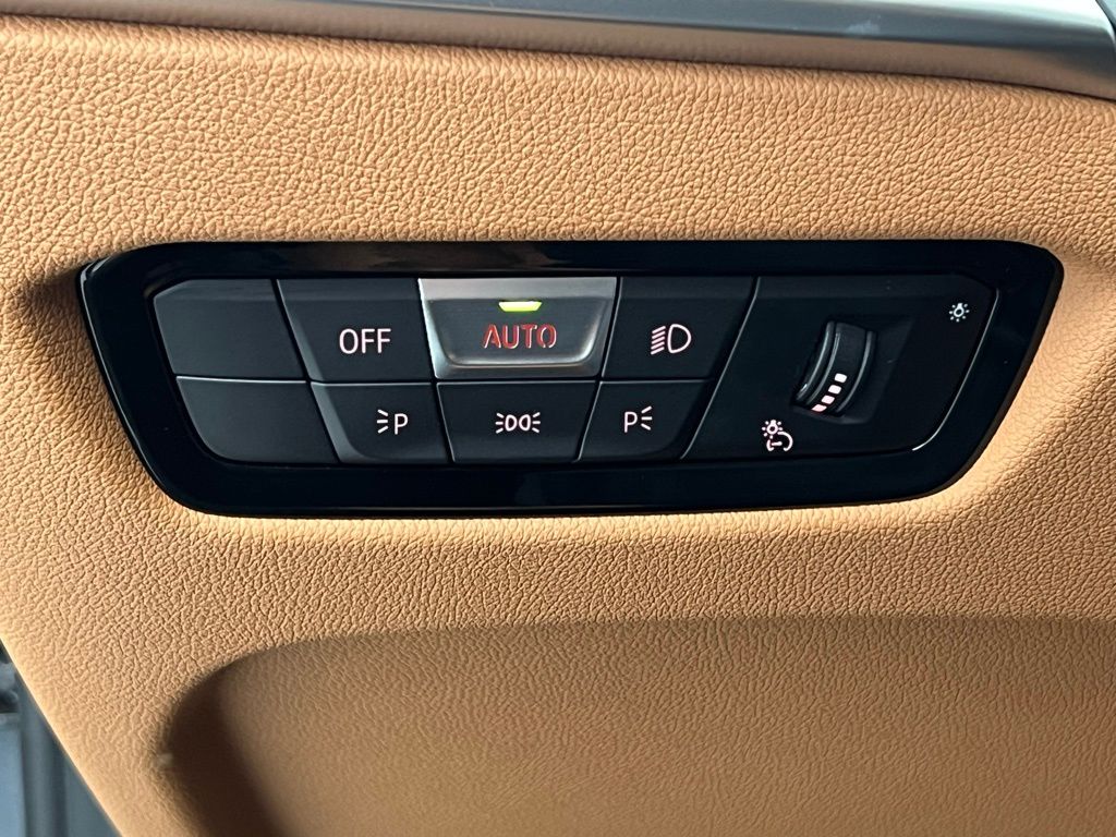 Thumbnail: 2025 BMW 3 Series - 20