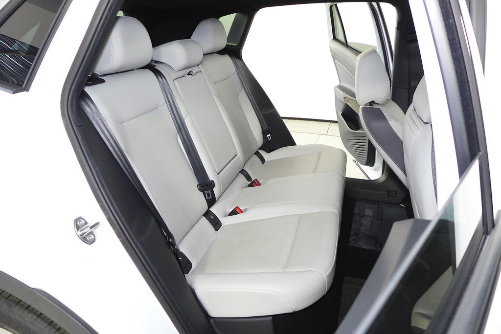 Thumbnail: 2022 Volkswagen ID.4 - 20