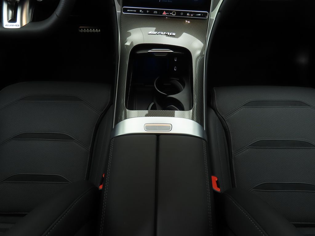 Thumbnail: 2025 Mercedes-Benz GLC - 16