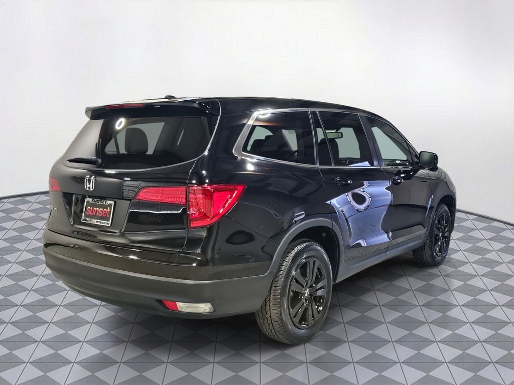 Used 2017  Honda EX-L image 7