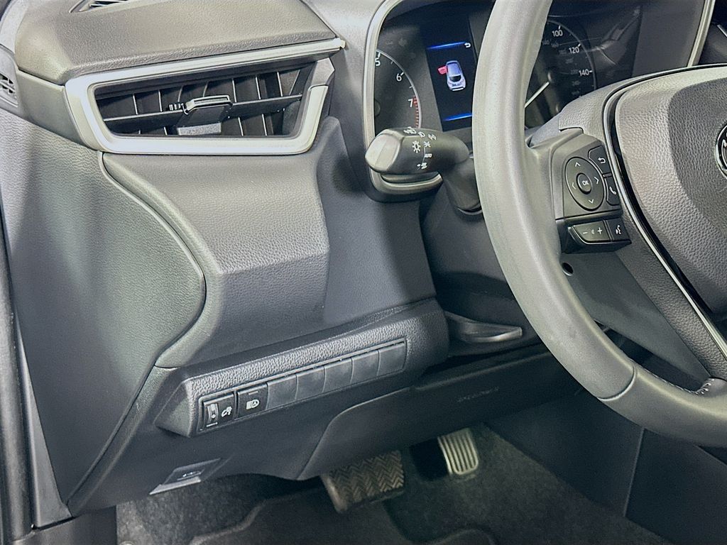 Thumbnail: 2023 Toyota Corolla - 10