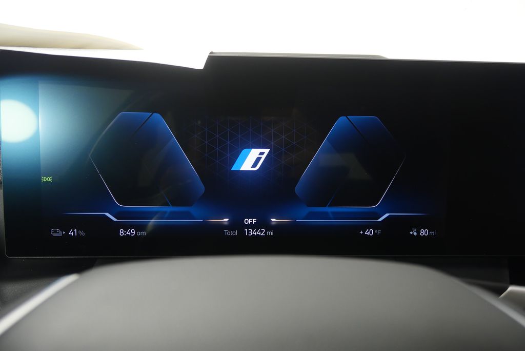 Thumbnail: 2024 BMW i4 - 23