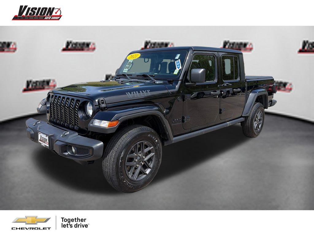 2021 Jeep Gladiator Willys Crew Cab 4WD