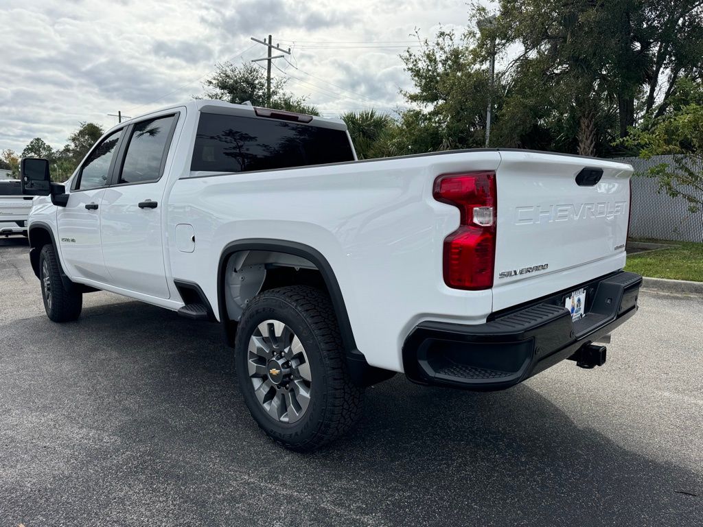 2025 Chevrolet Silverado 2500HD Custom 6