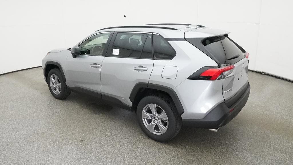 Thumbnail: 2025 Toyota RAV4 - 26