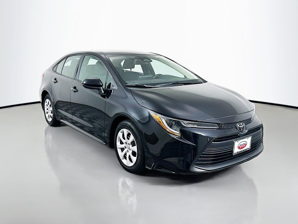 2024 Toyota Corolla LE 3
