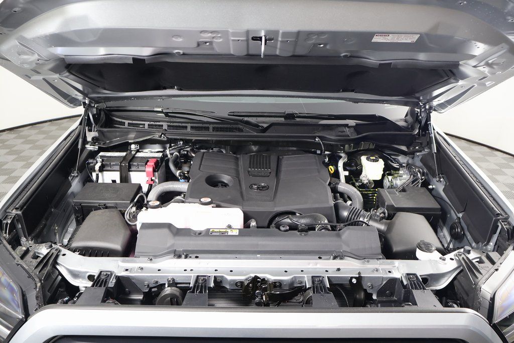 2025 Toyota Tundra SR5 9