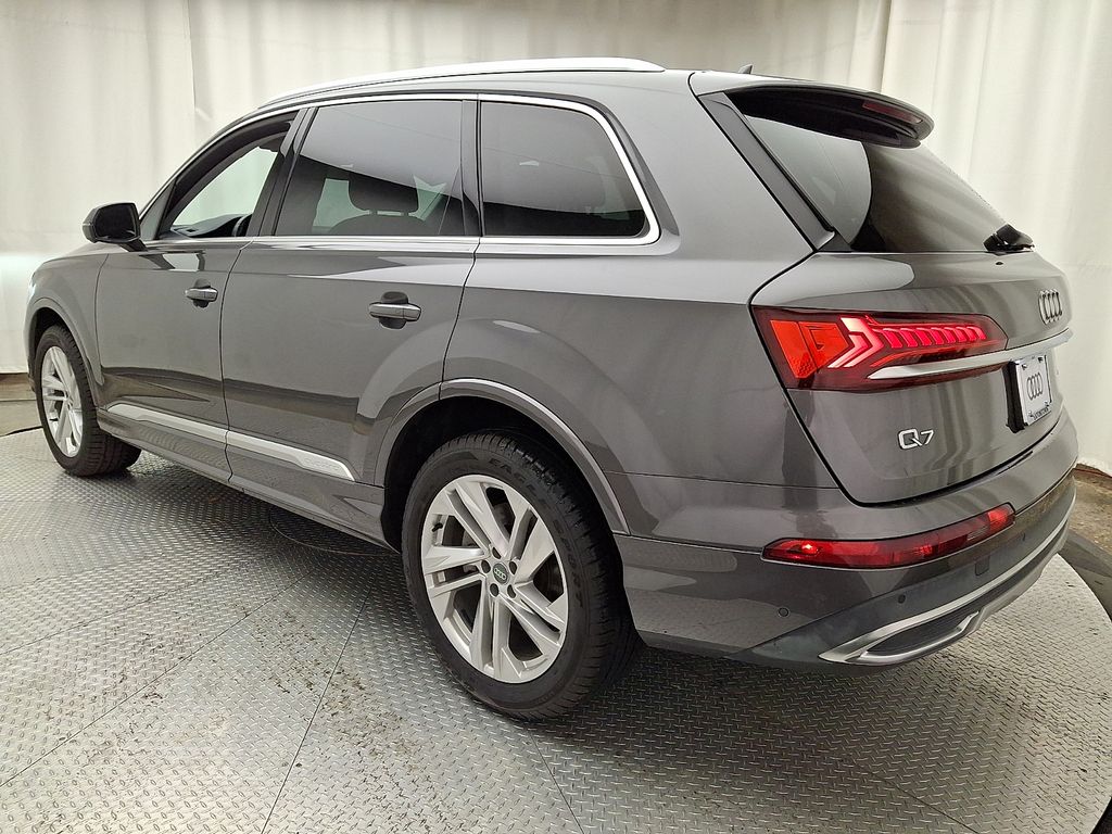 Thumbnail: 2020 Audi Q7 - 6
