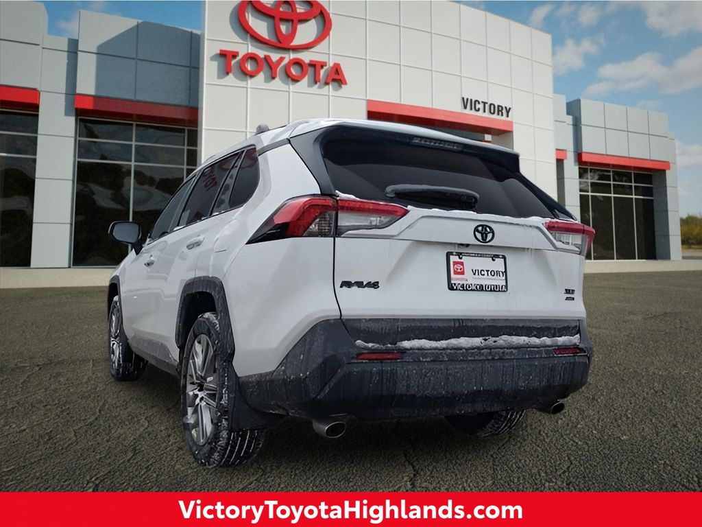 2025 Toyota RAV4 XLE Premium AWD