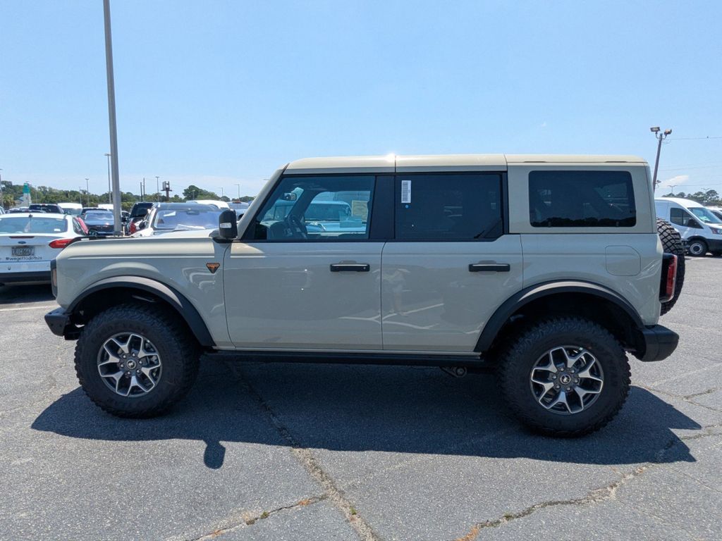 2025 Ford Bronco Badlands