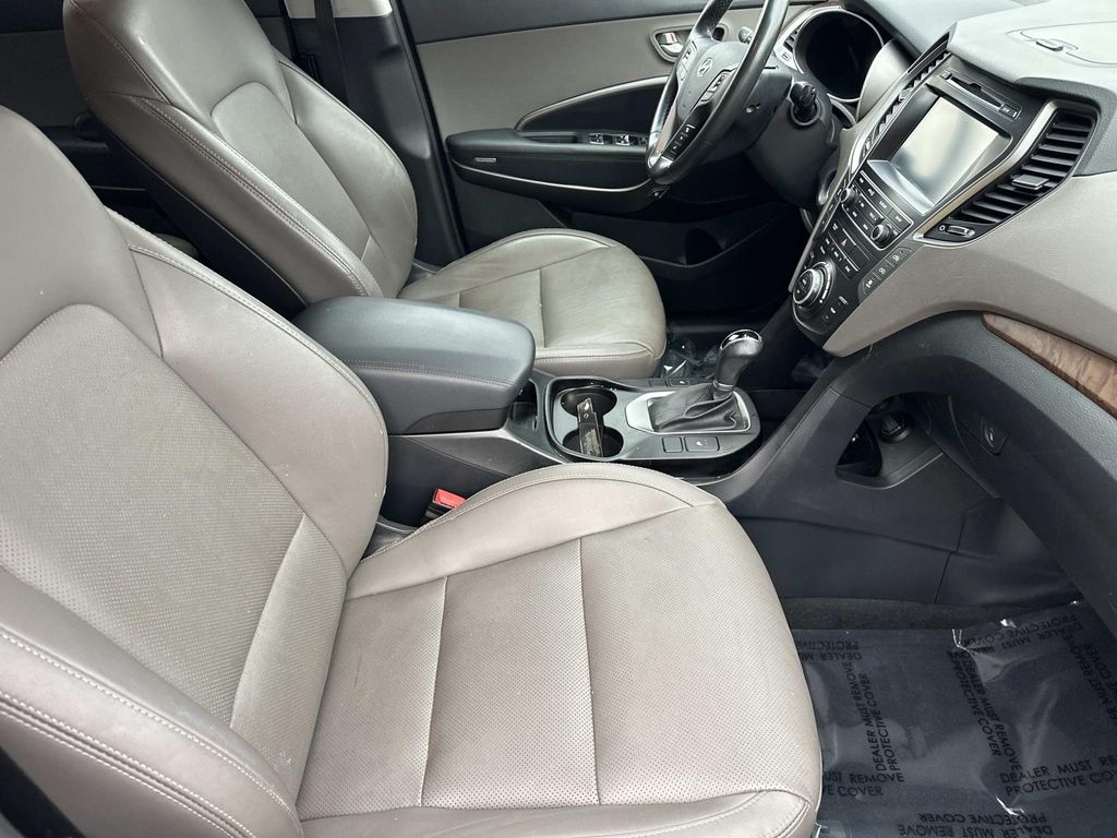 Thumbnail: 2018 Hyundai Santa Fe - 22