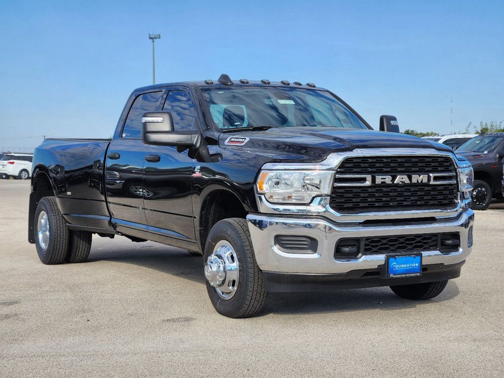 2024 Ram 3500 Tradesman 2