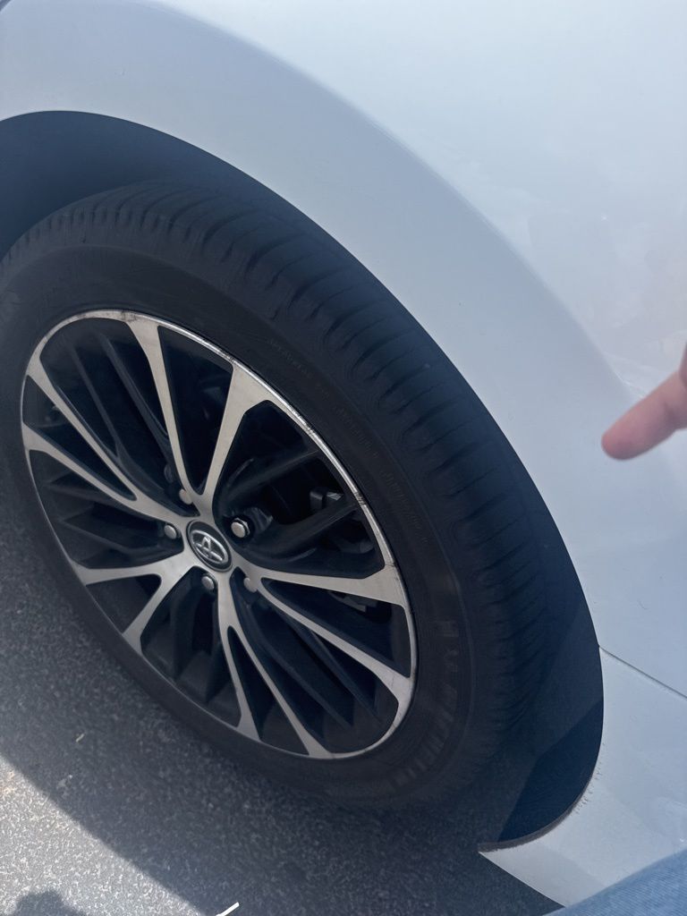 2019 Toyota Camry  15